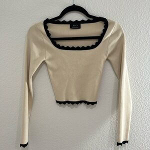 NWOT Vici Long Sleeve Top